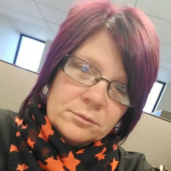 Meet your Posher, Jessica - Picture 1 of 1